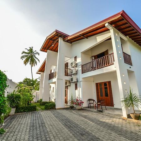 Villa Effort Ahangama Exteriör bild